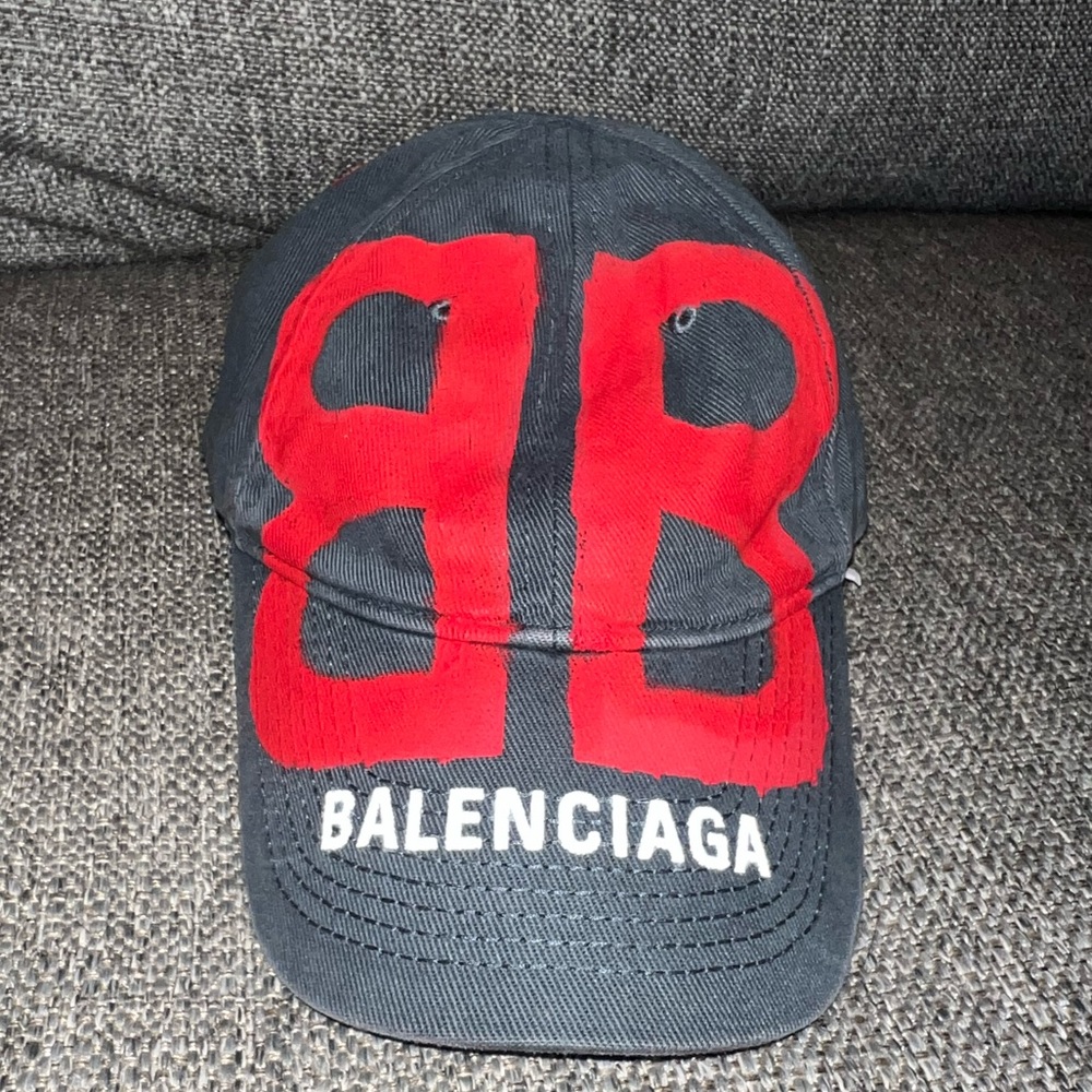 - Balenciaga   Sprayed Paint Logo / Paris Cap